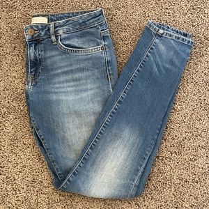 Zara Jeans